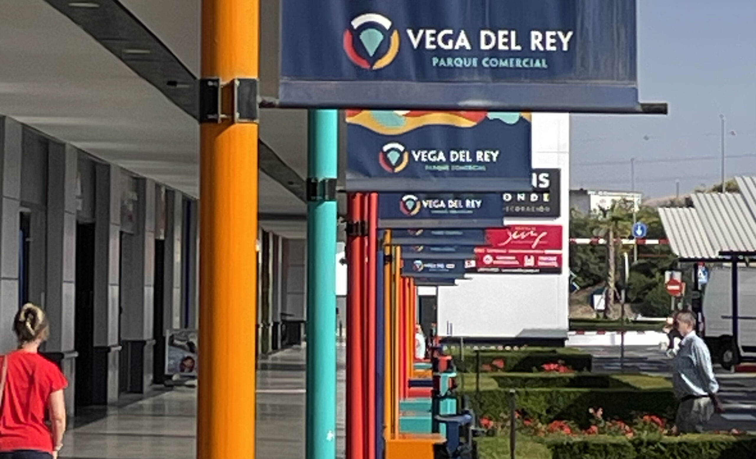 Ya estamos de rebajas en las tiendas del Parque Comercial Vega del Rey.