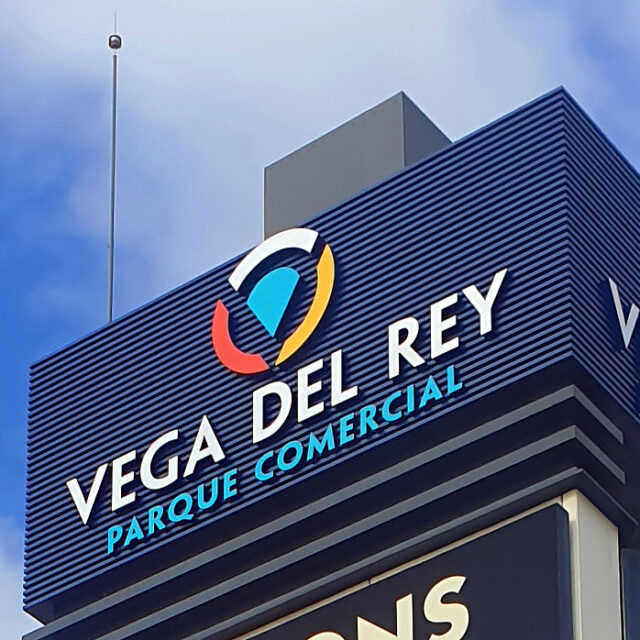 El Parque Comercial Vega del Rey reúne moda, deporte, hogar y ocio a pocos minutos de Sevilla